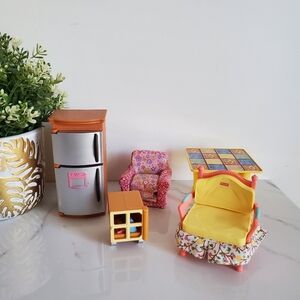 Rare Lot of 5 Vintage Fisher-Price Mattel   Loving Family dollhouse Furniture